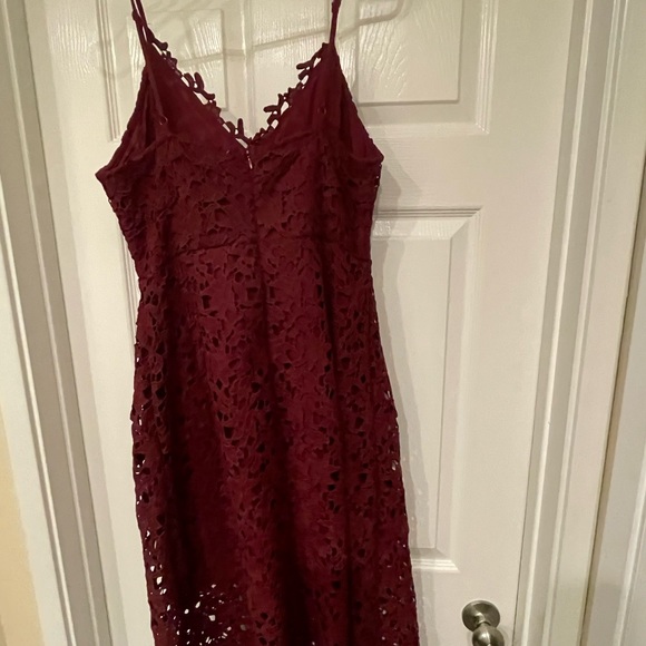 Astr the label maroon lace dress - Picture 2 of 5